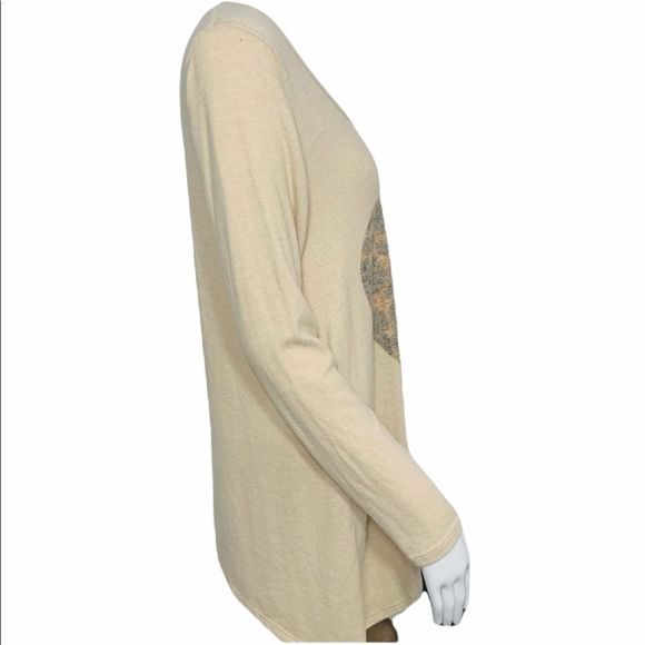 Go Couture Long Sleeve Cheetah Heart Sweater - Picture 5 of 12